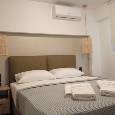 Q Luxury Rooms Paleros エクステリア 写真