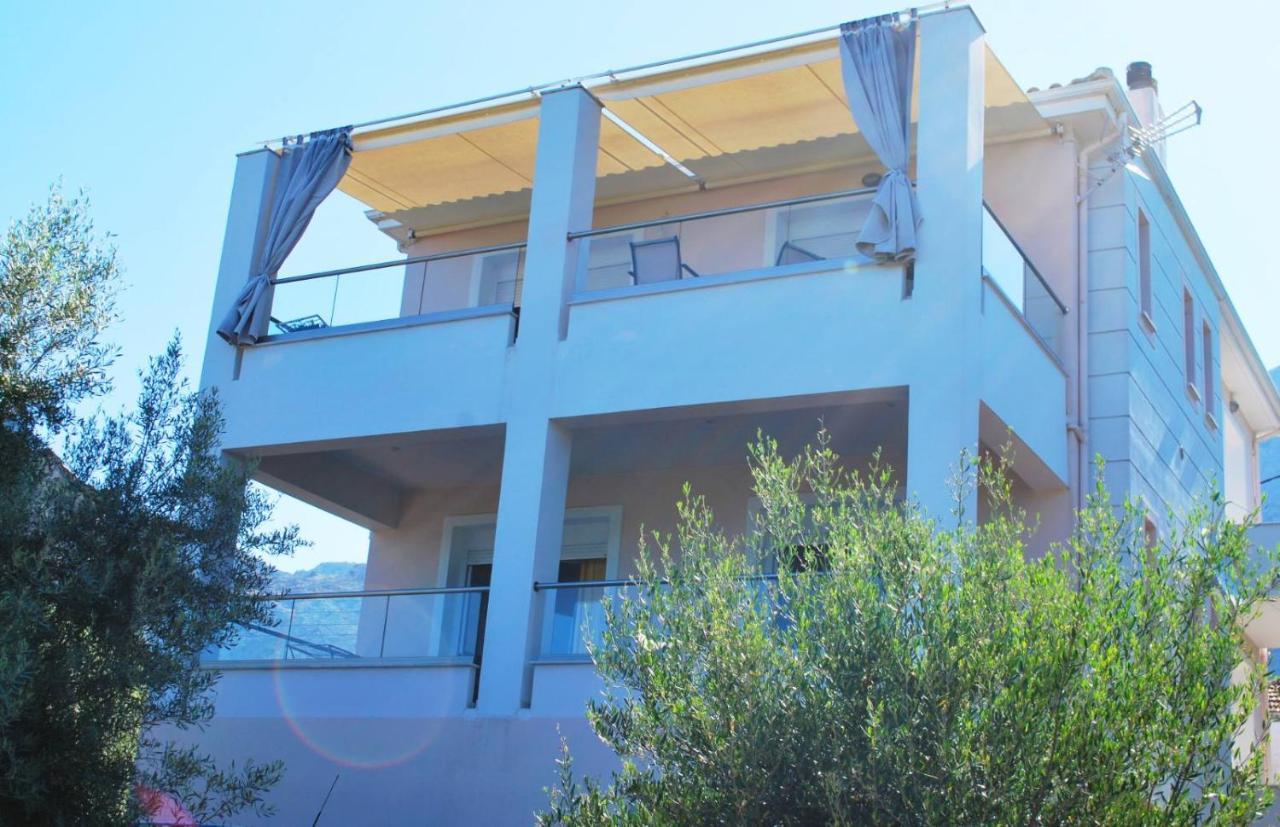 Q Luxury Rooms Paleros エクステリア 写真