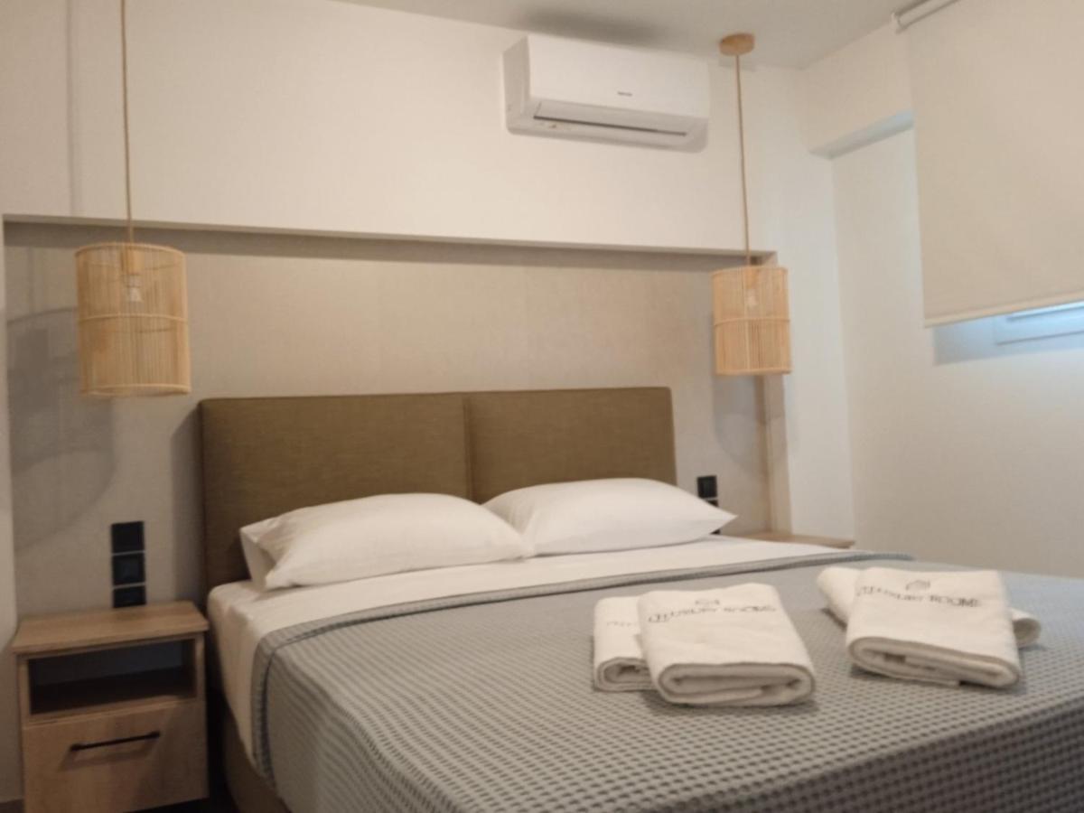 Q Luxury Rooms Paleros エクステリア 写真
