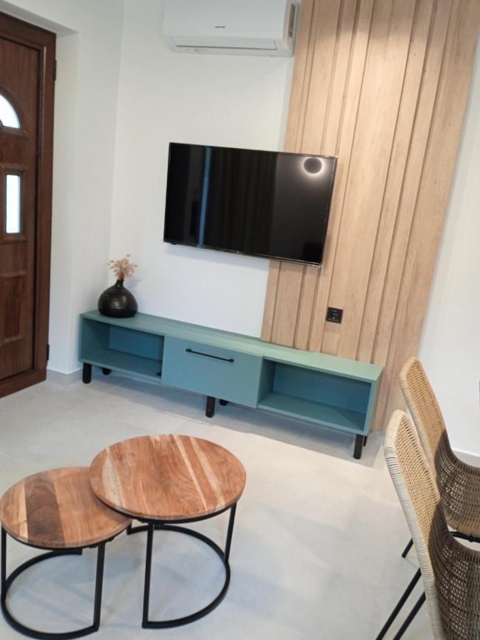 Q Luxury Rooms Paleros エクステリア 写真